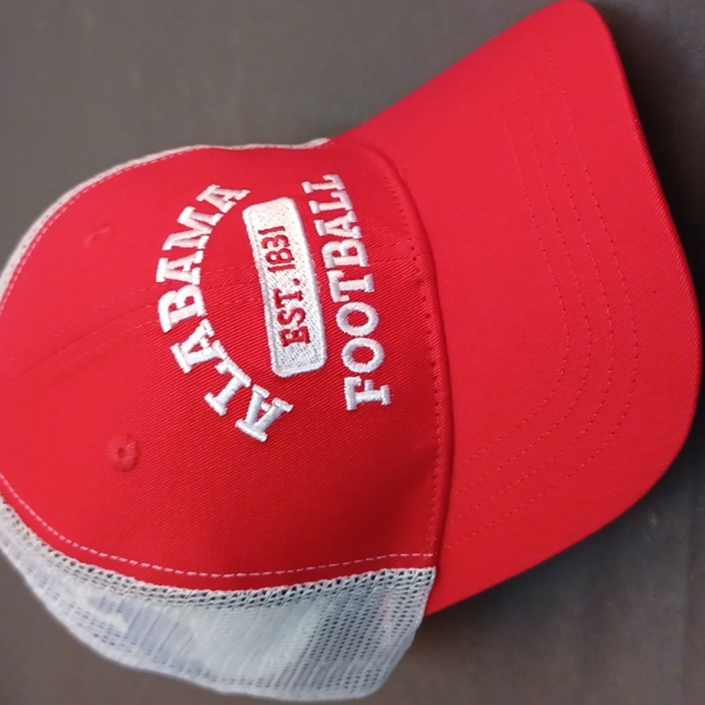NWT Alabama football trucker hat